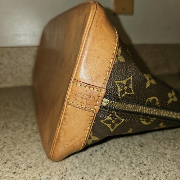 Louis Vuitton Monogram Alma Pm - Picture 5 of 12